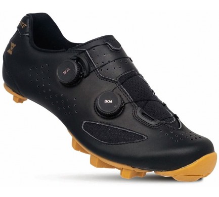 Tretry LAKE MX239 Gravel Carbon černé vel.44