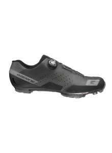 Tretry GAERNE MTB Hurricane black 42