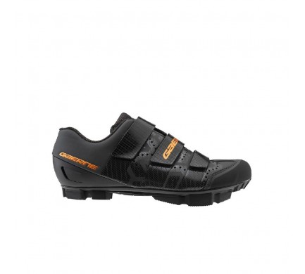 Tretry GAERNE MTB Laser lady matt black EUR 39