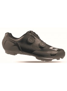 Tretry GAERNE MTB SNX Carbon black EUR 43