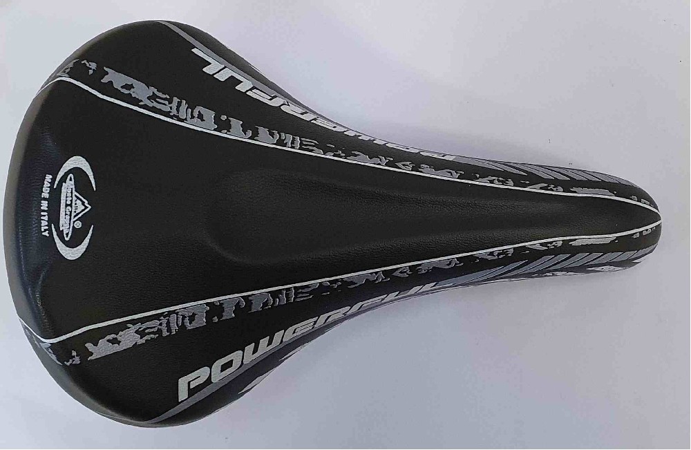 Sedlo MONTE GRAPPA Junior Powerful Nero