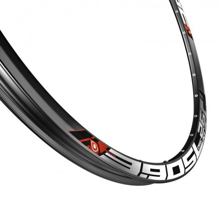 Ráfik MACH1 27,5" 3.90SL disc 32 dier/1nit čierny